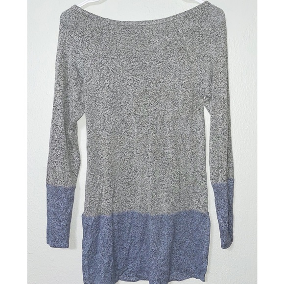 SOLD- Color Block Sweater - Picture 2 of 3